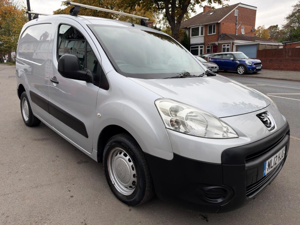 2012 Peugeot Partner